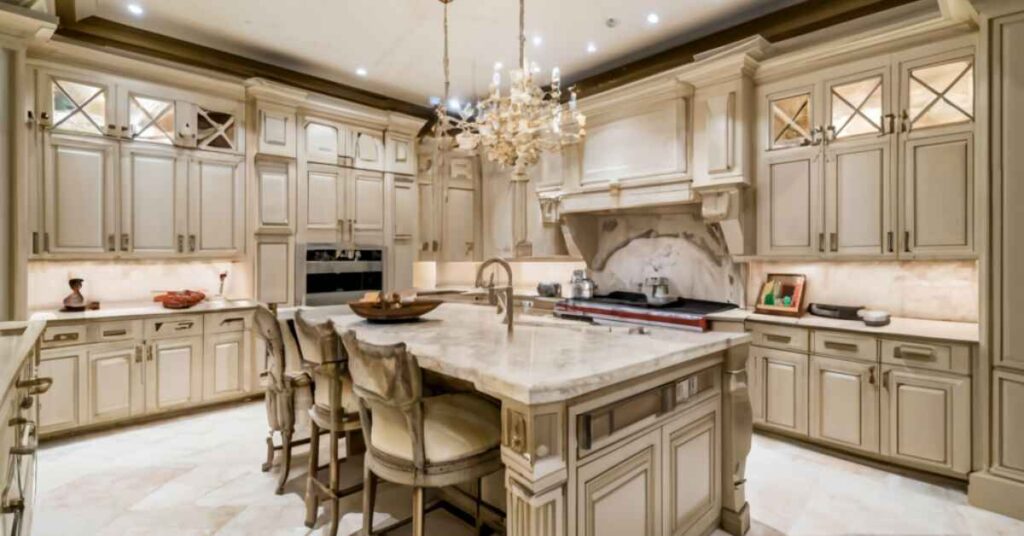 Shades of Cream Coloured Kitchen Cabinets 