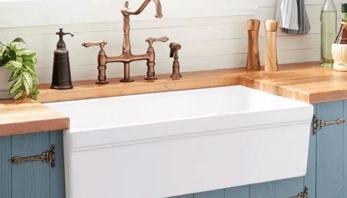 What is a Farmhouse Sink