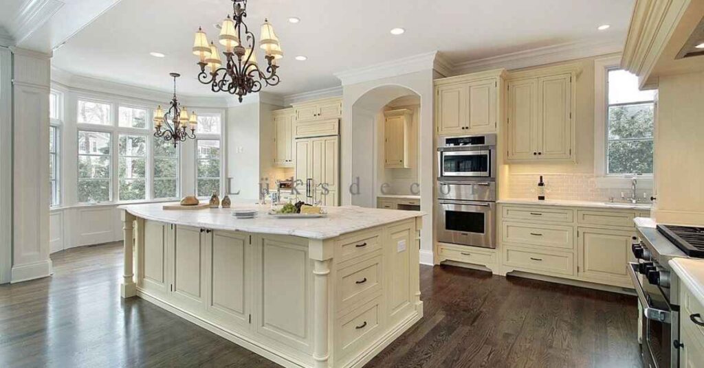 Why Choose Cream Colored Kitchen Cabinets in 2024 