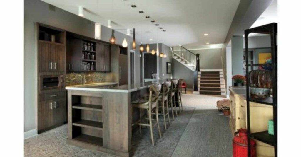 Chic Basement Bar