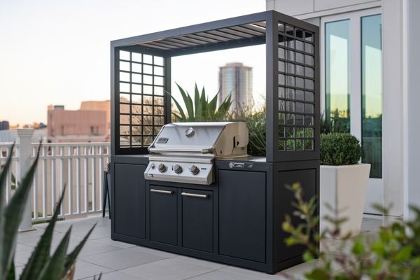 Modern Grill Design for Balcony Full Cover