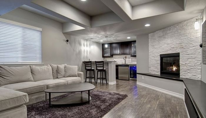 Neutral Living Area in Modern Basement