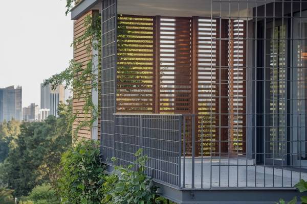 Privacy Screen Grill