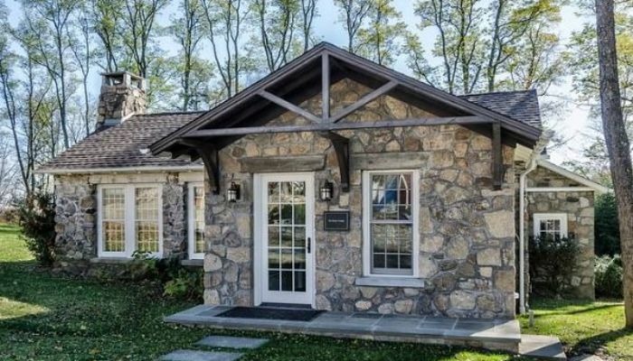 Stone Cottage Home 